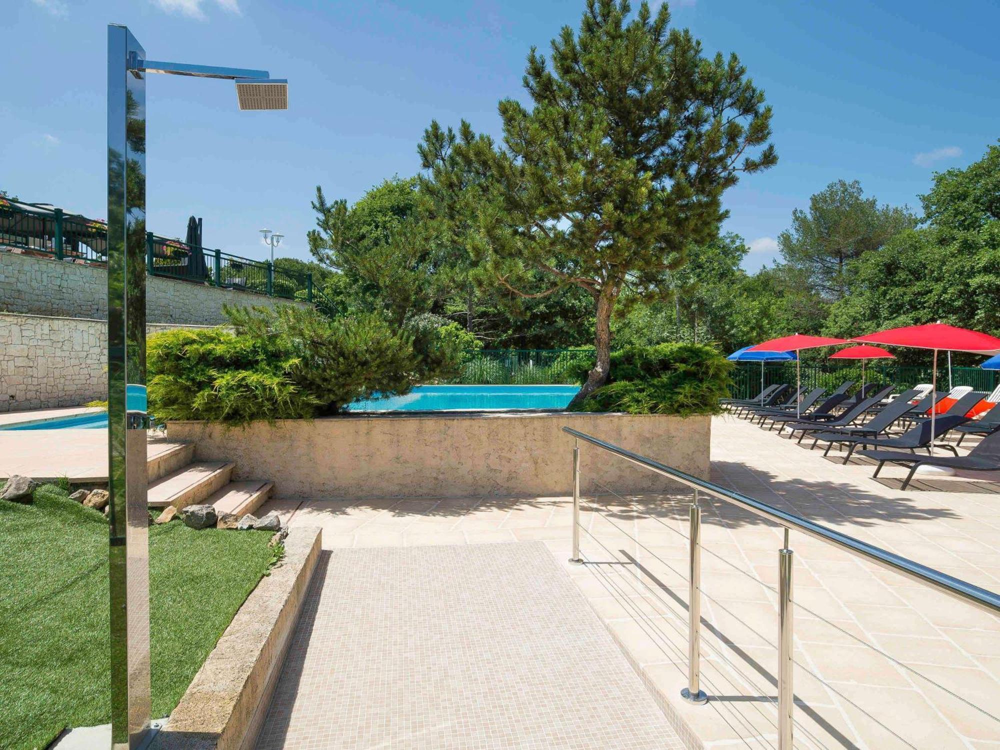Ibis Antibes Sophia-Antipolis Hotell Valbonne Exteriör bild