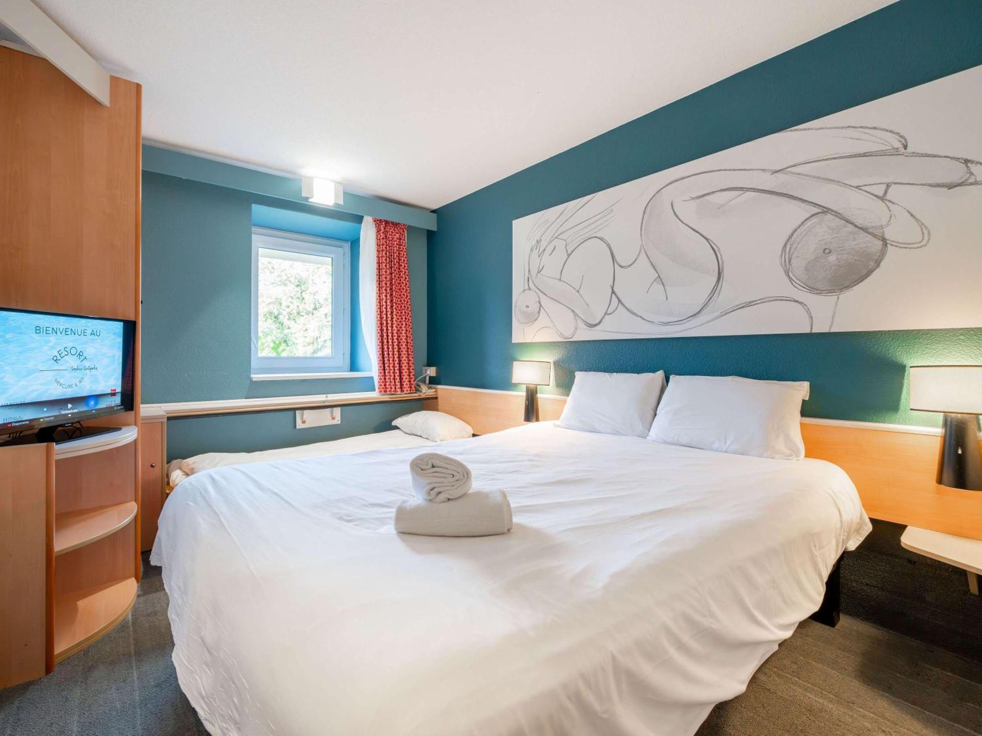 Ibis Antibes Sophia-Antipolis Hotell Valbonne Exteriör bild