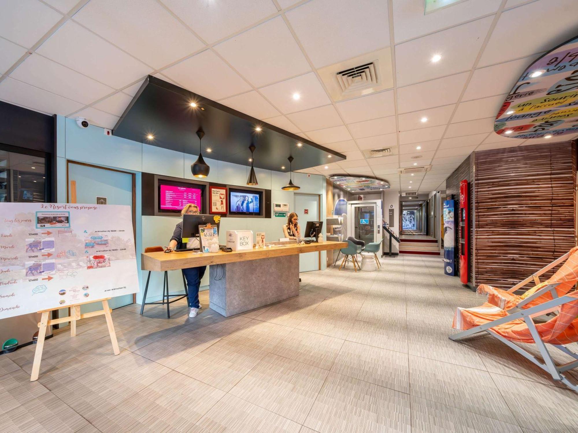 Ibis Antibes Sophia-Antipolis Hotell Valbonne Exteriör bild
