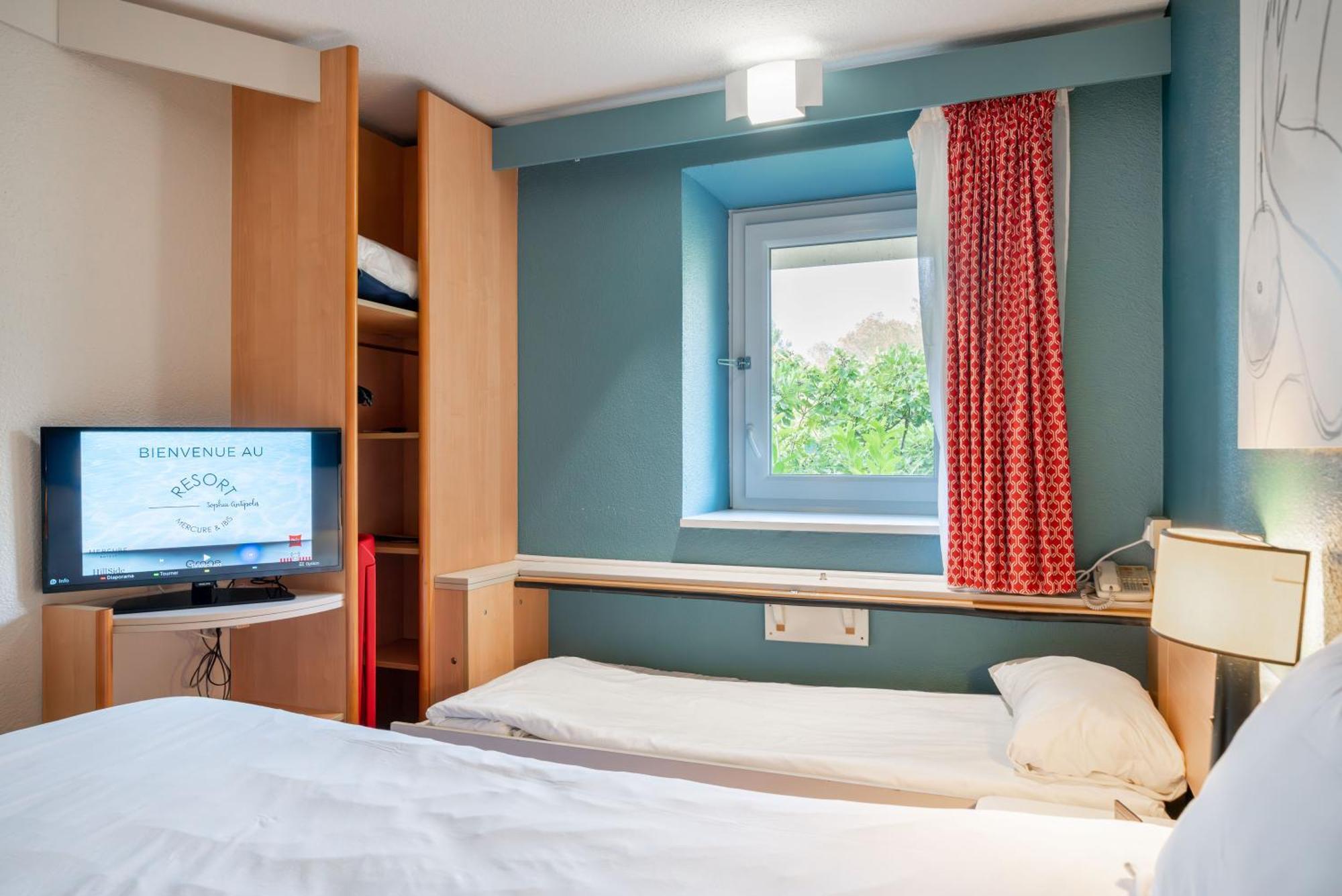 Ibis Antibes Sophia-Antipolis Hotell Valbonne Exteriör bild